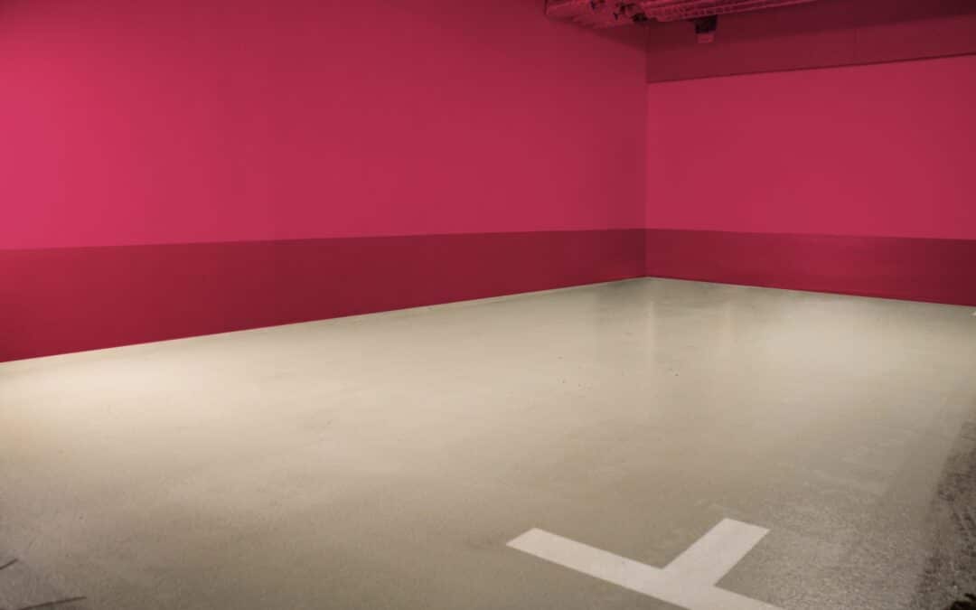 Wie eine Nassreinigung die Lebensdauer Ihrer Tiefgarage drastisch verlängert